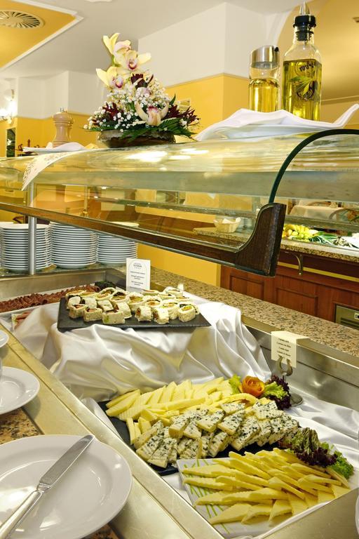 Ensana Vltava Hotel Marianske Lazne Ngoại thất bức ảnh