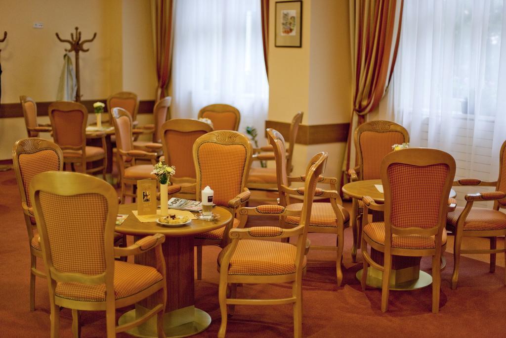 Ensana Vltava Hotel Marianske Lazne Ngoại thất bức ảnh