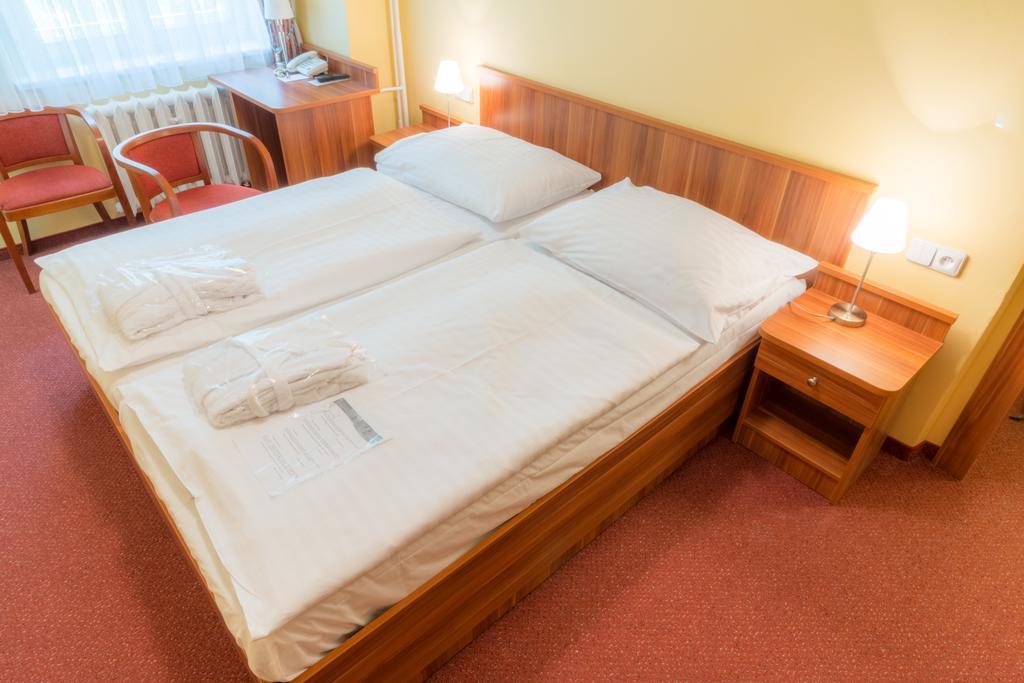 Ensana Vltava Hotel Marianske Lazne Ngoại thất bức ảnh